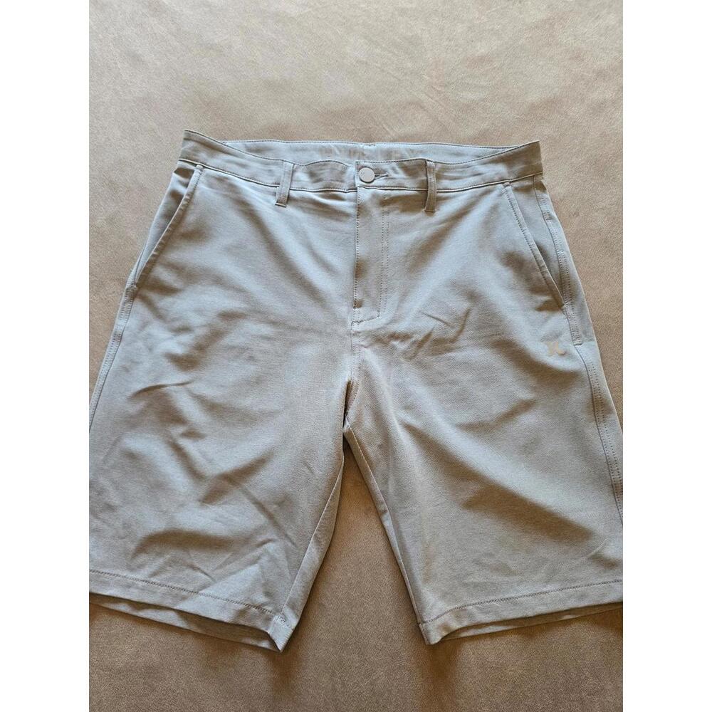 Hurley Grey Mens Regular Fit  Grey Walking Shorts (32)